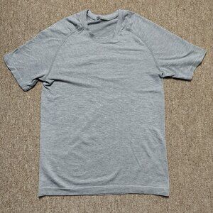 LULULEMON Metal Vent Tech Shirt Men S Gray Short Sleeve Performance Activewear